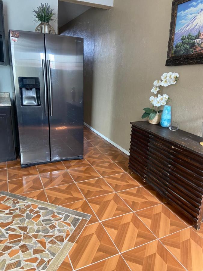 Large 4 Bedroom Home With Gated Parking Puerto Penasco Exterior photo